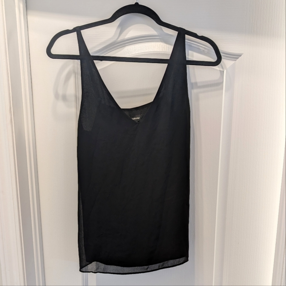 2/$15 ✨Le Chateau Flowy Tank Top - Picture 1 of 4